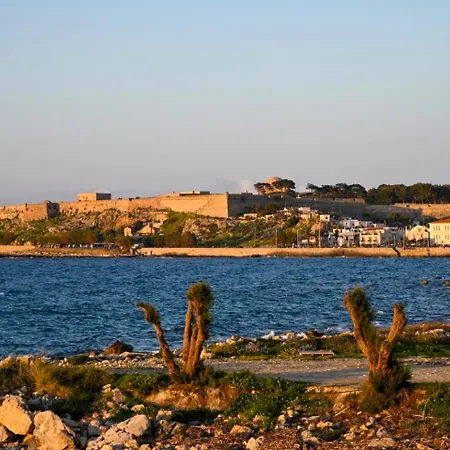 Kyma Sea View Nest Apartament *