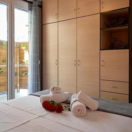 Kyma Sea View Nest Apartament
